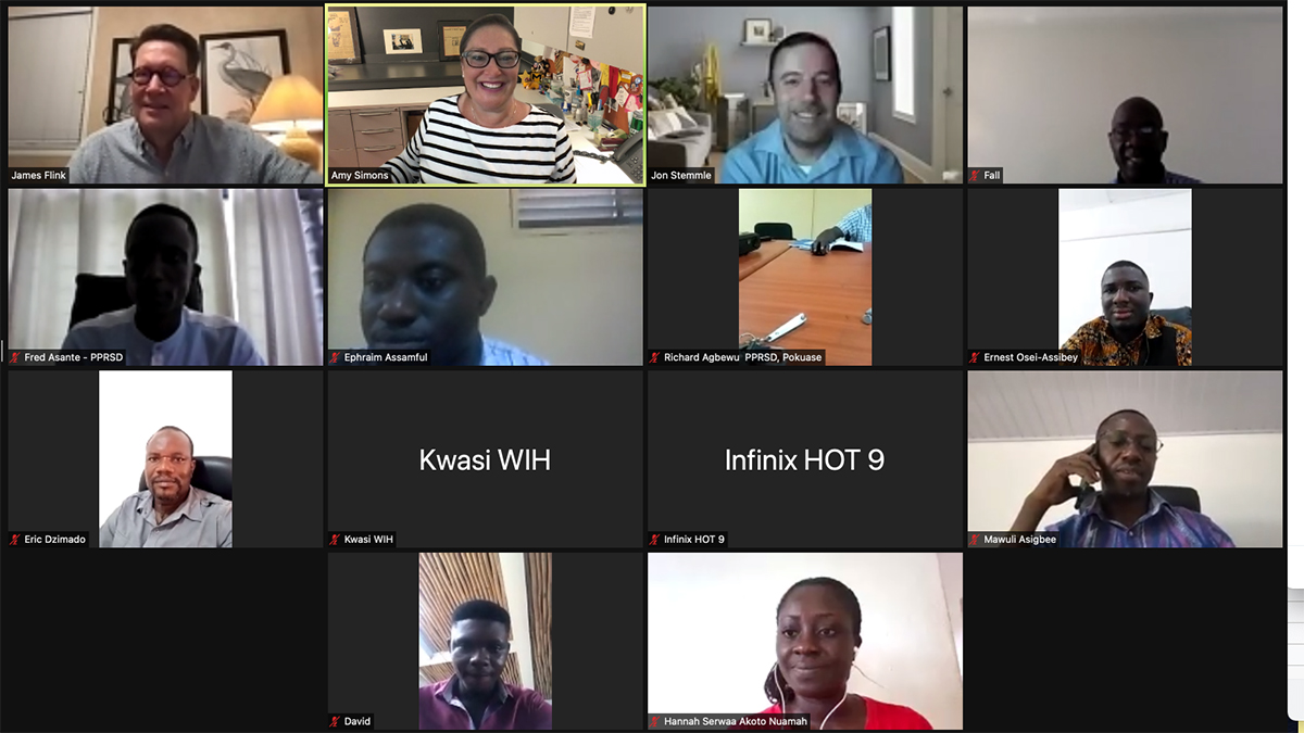 A zoom screen of participants and trainers